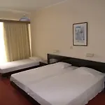 Alexandros Hotel