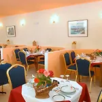 Alexandros 4* Perama (Corfu)