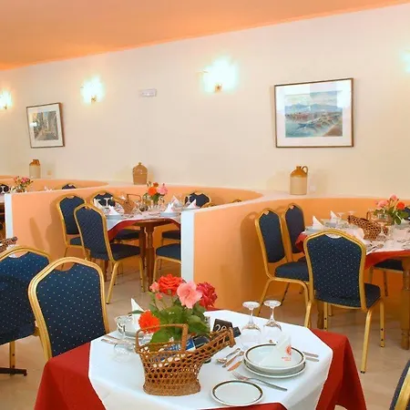 Alexandros 4* Perama (Corfu)