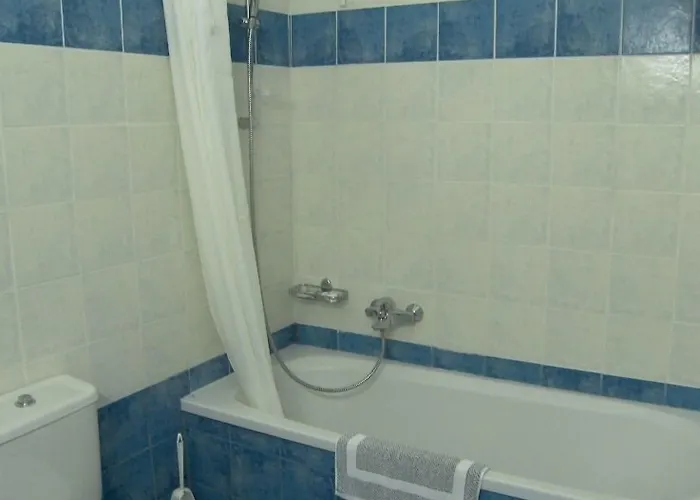 Alexandros Hotel Perama (Corfu)