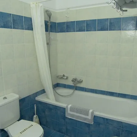 Alexandros Hotel Perama