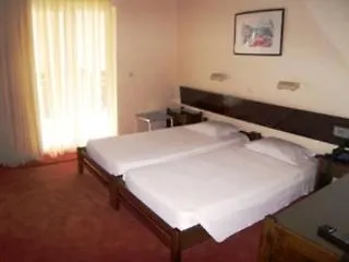 Alexandros 4* Perama