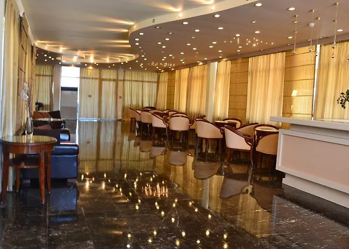 Alexandros Hotel 4*