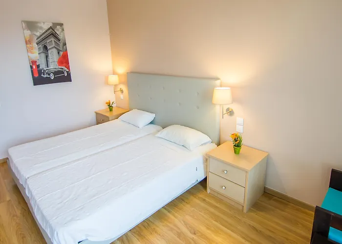 Alexandros Hotel