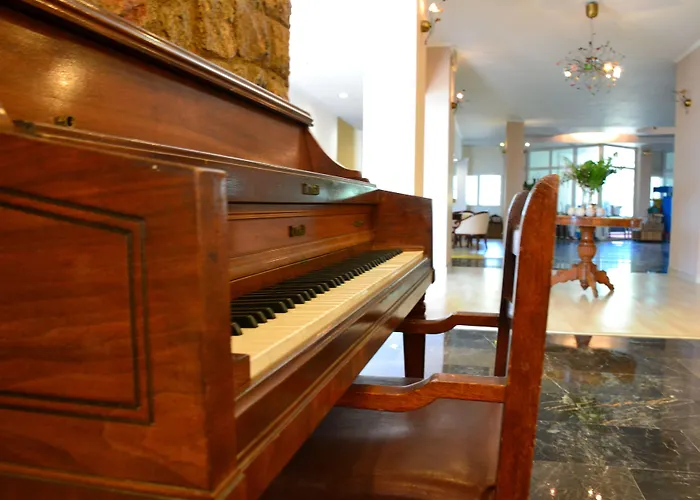 Hotel Alexandros Perama (Corfu)