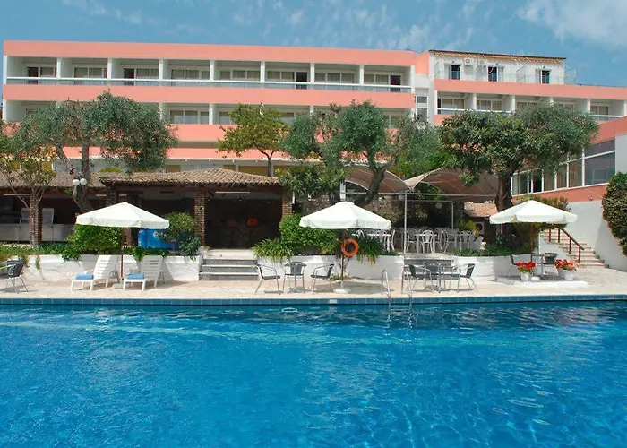 Alexandros Hotel 4*